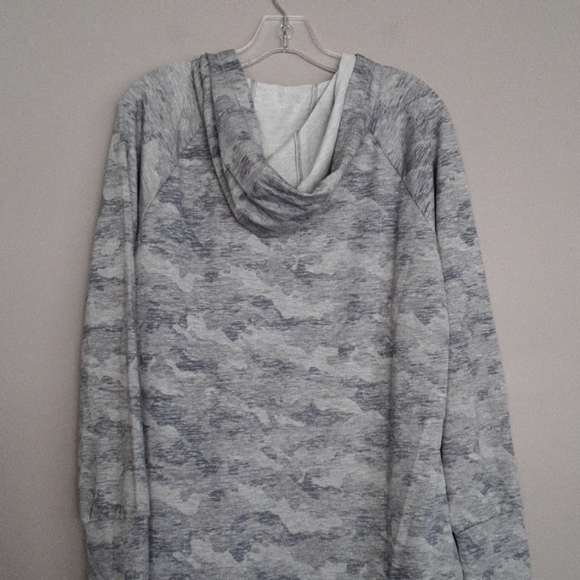 RBX French Terry Pullover - Picture 3 of 5